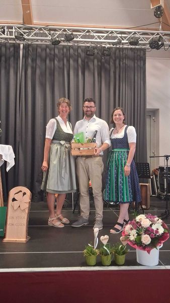 50 Jahr-Feier Gebiet Kirchberg/Wagram © Die Bäuerinnen im Gebiet Kirchberg am Wagram/Andrea Mayer 50 Jahr-Feier Gebiet Kirchberg/Wagram © Die Bäuerinnen im Gebiet Kirchberg am Wagram/Andrea Mayer