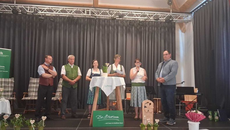 50 Jahr-Feier Gebiet Kirchberg/Wagram © Die Bäuerinnen im Gebiet Kirchberg am Wagram/Andrea Mayer 50 Jahr-Feier Gebiet Kirchberg/Wagram © Die Bäuerinnen im Gebiet Kirchberg am Wagram/Andrea Mayer