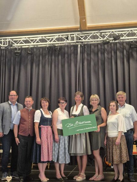 50 Jahr-Feier Gebiet Kirchberg/Wagram © Die Bäuerinnen im Gebiet Kirchberg am Wagram/Andrea Mayer 50 Jahr-Feier Gebiet Kirchberg/Wagram © Die Bäuerinnen im Gebiet Kirchberg am Wagram/Andrea Mayer