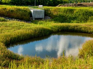 Speicherbecken.jpg © Adobe Stock