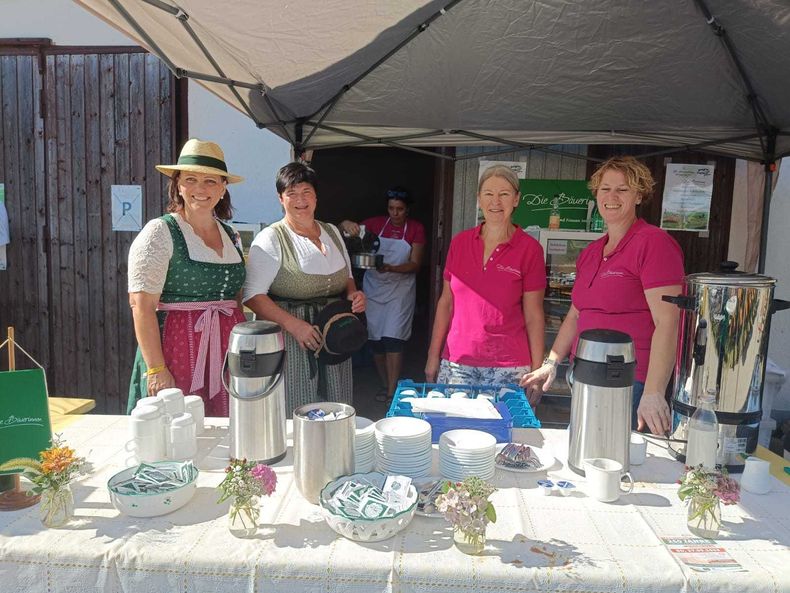 Almwandertag 2.jpg