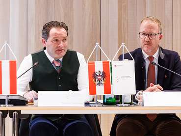 Konferenz.jpg © Land Vorarlberg/Bernd Hofmeister