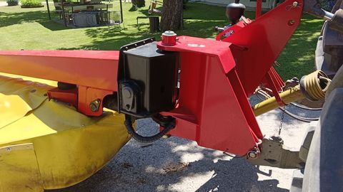[3186-4345257-3.jpg]