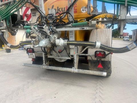 [3213-5985643-3.jpg]