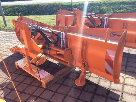 [3229-4494771-4.jpg]