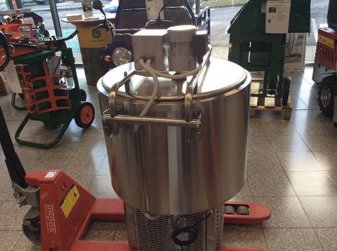 [3229-6478611-3.jpg]