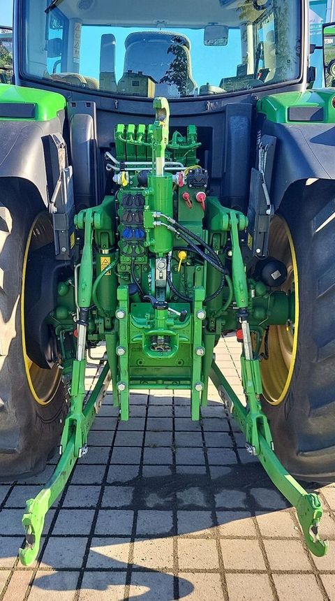 [3229-6525864-11.jpg]