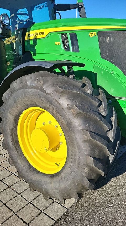 [3229-6525864-12.jpg]