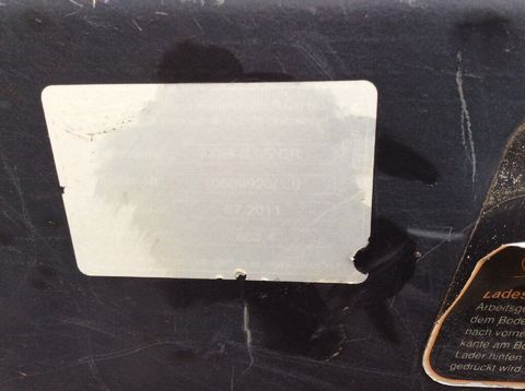 [3229-6526168-8.jpg]