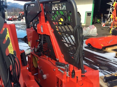 [3229-6622451-3.jpg]