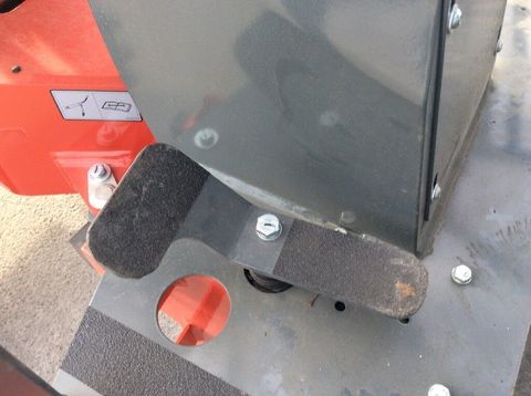 [3229-6652211-12.jpg]