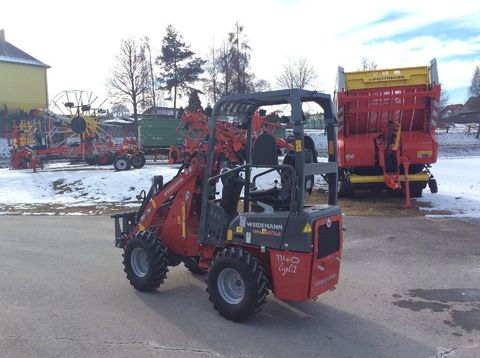 [3229-6652211-6.jpg]