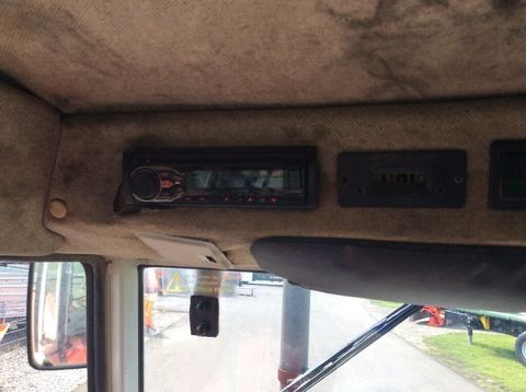 [3229-7151706-14.jpg]