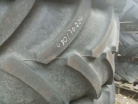 [3244-2841022-3.jpg]