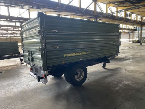 [3244-2909082-6.jpg]