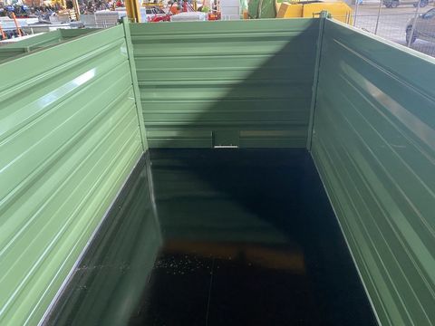 [3244-2909082-8.jpg]