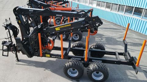 [3244-3472730-15.jpg]