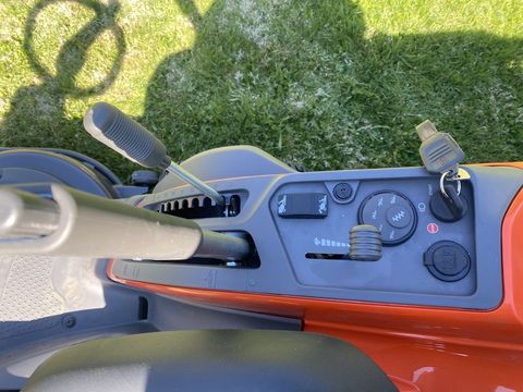 [3244-3547196-16.jpg]