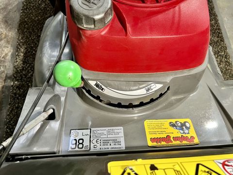 [3244-3683684-5.jpg]