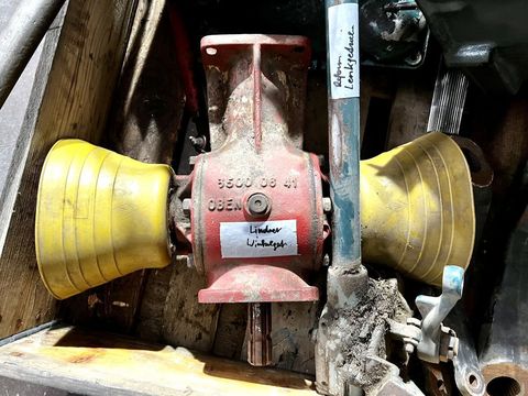 [3244-3907677-4.jpg]