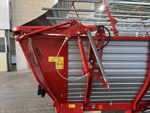 [3244-3979751-13.jpg]