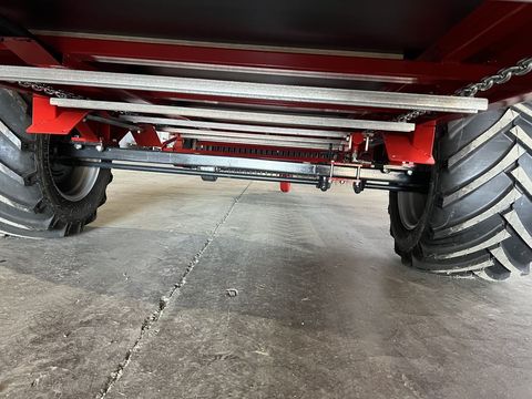 [3244-3979751-17.jpg]