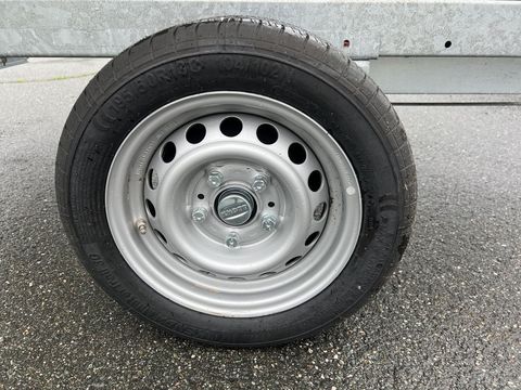 [3244-4291177-15.jpg]