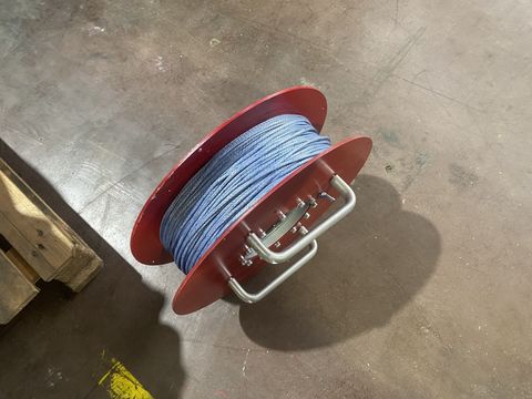 [3244-4803199-22.jpg]