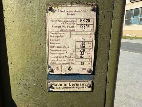 [3244-5721909-6.jpg]