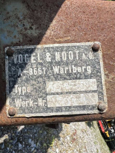 [3244-5766833-4.jpg]