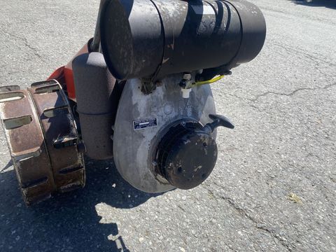 [3244-5993338-13.jpg]