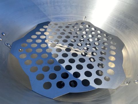 [3244-6261933-17.jpg]