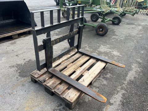 [3244-6376535-4.jpg]