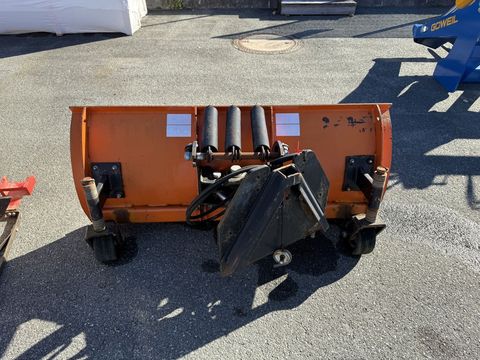 [3244-6406344-4.jpg]