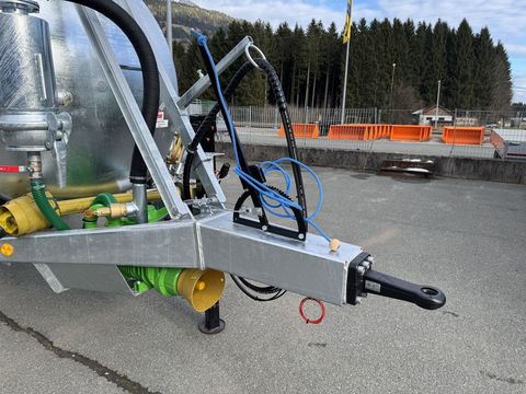 [3244-6495914-10.jpg]