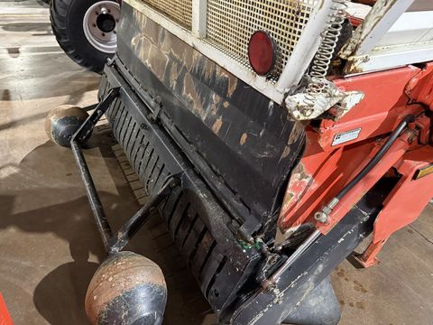 [3244-6503621-10.jpg]