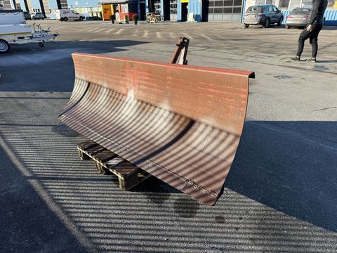 [3244-6519102-7.jpg]