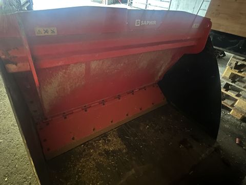 [3244-6535265-5.jpg]