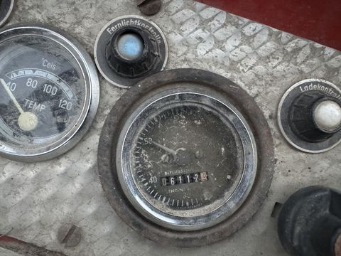 [3244-6535396-18.jpg]