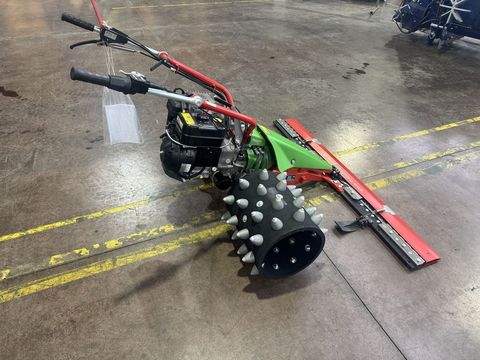 [3244-6679367-8.jpg]