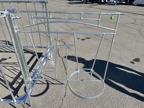 [3244-6757502-10.jpg]