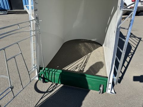 [3244-6757502-20.jpg]