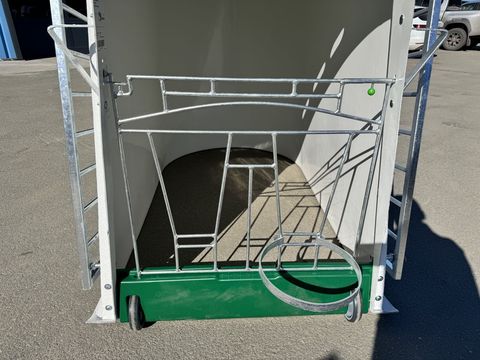 [3244-6757502-21.jpg]