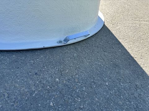 [3244-6757502-4.jpg]