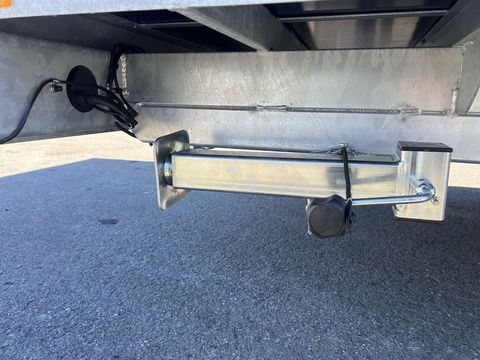 [3244-6757717-16.jpg]