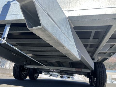 [3244-6757717-26.jpg]