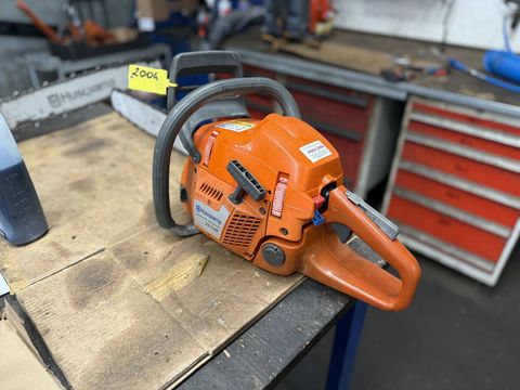 [3244-6818948-4.jpg]