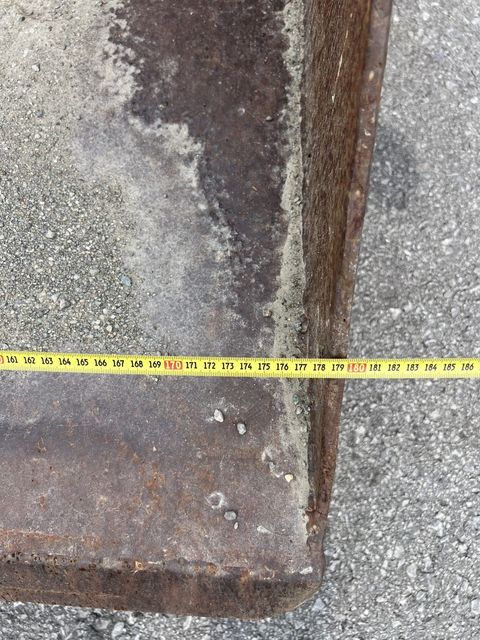 [3244-7341995-7.jpg]