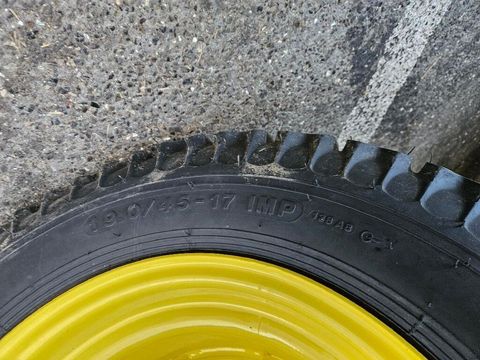 [3258-4831935-16.jpg]