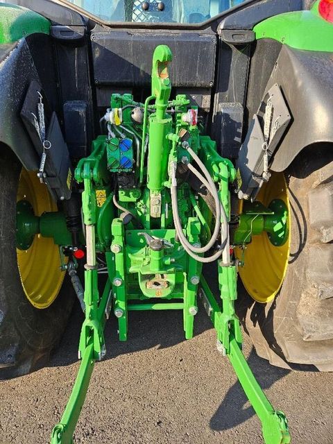 [3258-5280047-12.jpg]